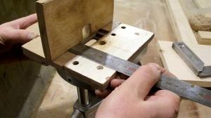 Example of the filler improvised router for assembly dowels