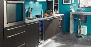 5 winning colors for your small kitchen