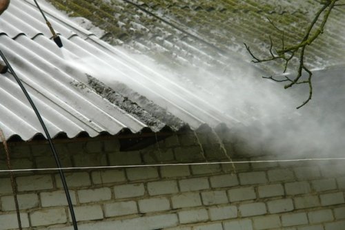 Cleaning of the roof