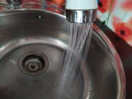 Secrets save water: how to pay for water is 5 times lower using the toilet, devices