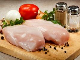 Benefits and harms of chicken breasts