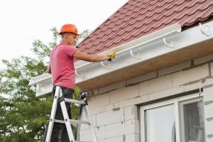 Installation of drainage of the finished roof: tips