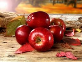What are the benefits of apples, and can they harm the body