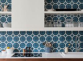 As an alternative to use tiles in the decoration of your home. 8 original ideas.