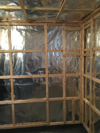 Thermal insulation of steam, installation of the foil layer.
