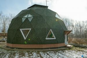 Dome house - the cheapest karkasnik? Check the real-world example