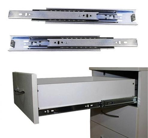 For ease of reference a table in it there is space for 2 drawers. Boxes to quickly and easily put forward, they are mounted on ball bearing slides.