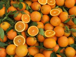Who should not eat tangerines?