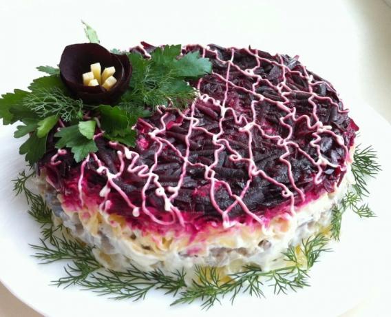 And this is a festive version of the herring under a fur coat. Also looks cool! Photo: ytimg.com