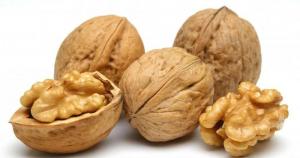 How to improve your health with the help of a walnut