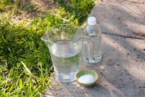 The correct application of vinegar on the garden. Huge help beginners cottagers