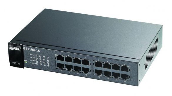 If the system has a plurality of chambers will be used, and recorder has only one network entry, the connection chambers and of DVR It should be made through the POE-switch (Switch, which is also called a hub) that can simultaneously serve as a power supply for video cameras.