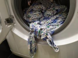Duvet cover "eats" the laundry in the washing time: the best solution to fix the problem