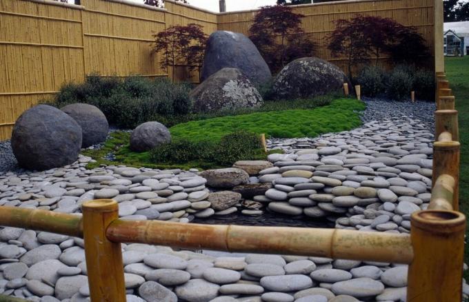 Another example of landscape design with boulders.